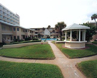 Plantation Island Hotel Ормънд Бийч Екстериор снимка